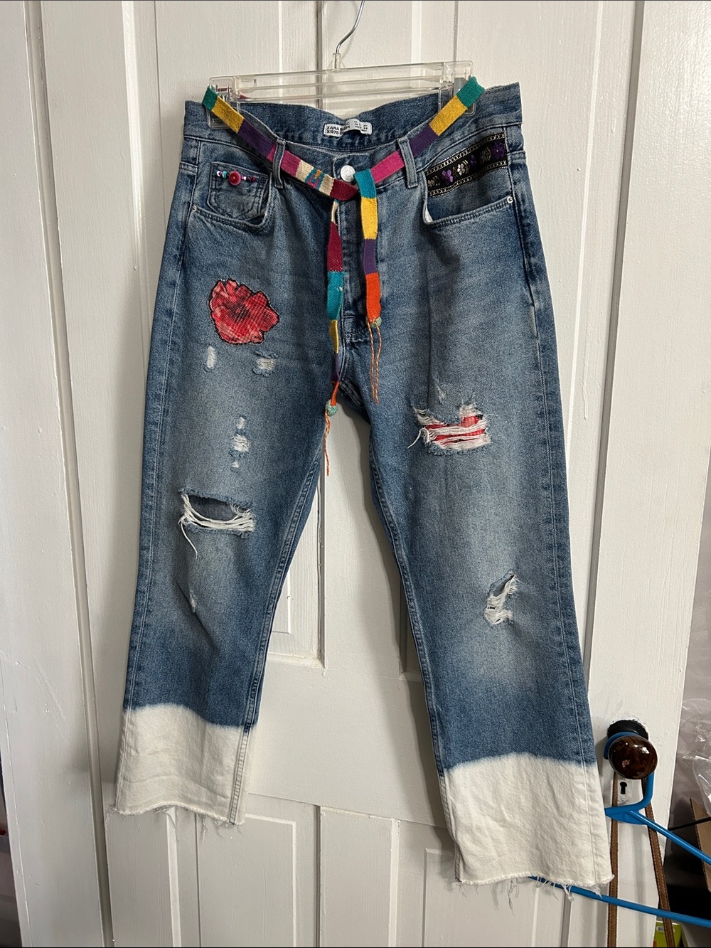 ZARA • Boho Embellished Bleached Cuff Distressed Jeans w. Bead & Floral Detail - Picture 9 of 16
